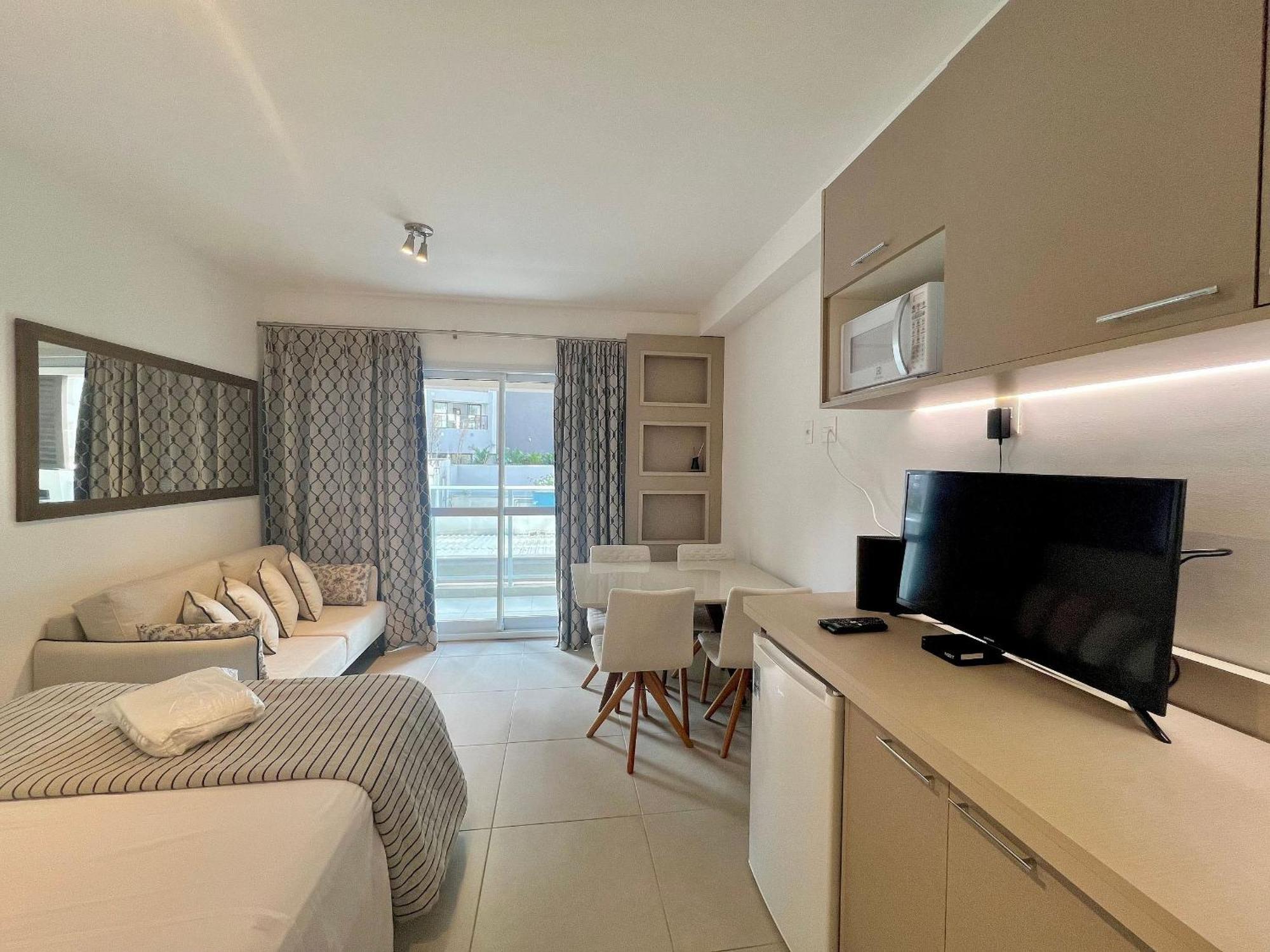 Apartamento Av. Ibirapuera 400 Mts Metro